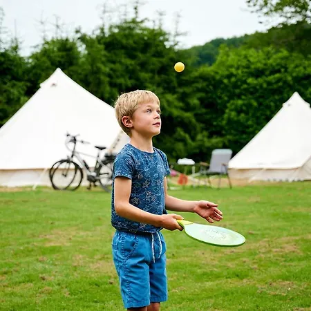 Tipi Tent In Het Hart Van De Ardennen